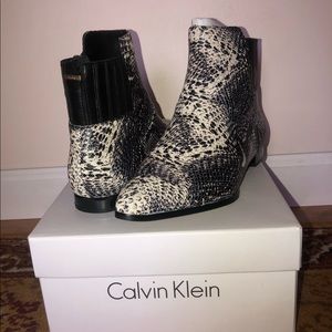 Calvin Klein Snakeskin print booties